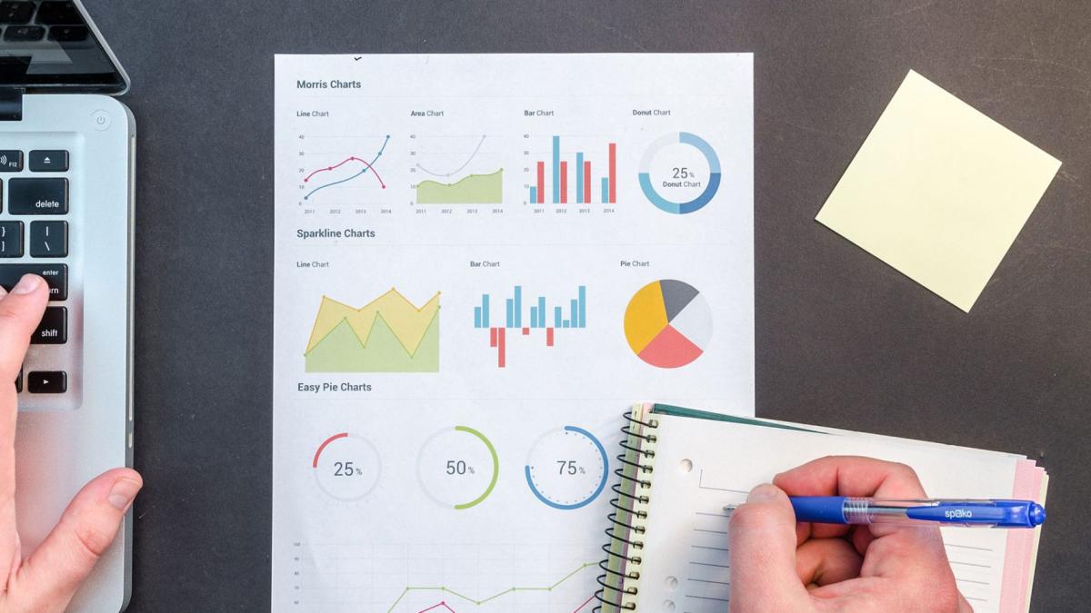 Common Financial Mistakes Business Owners Make Before a Sale and How to Fix Them