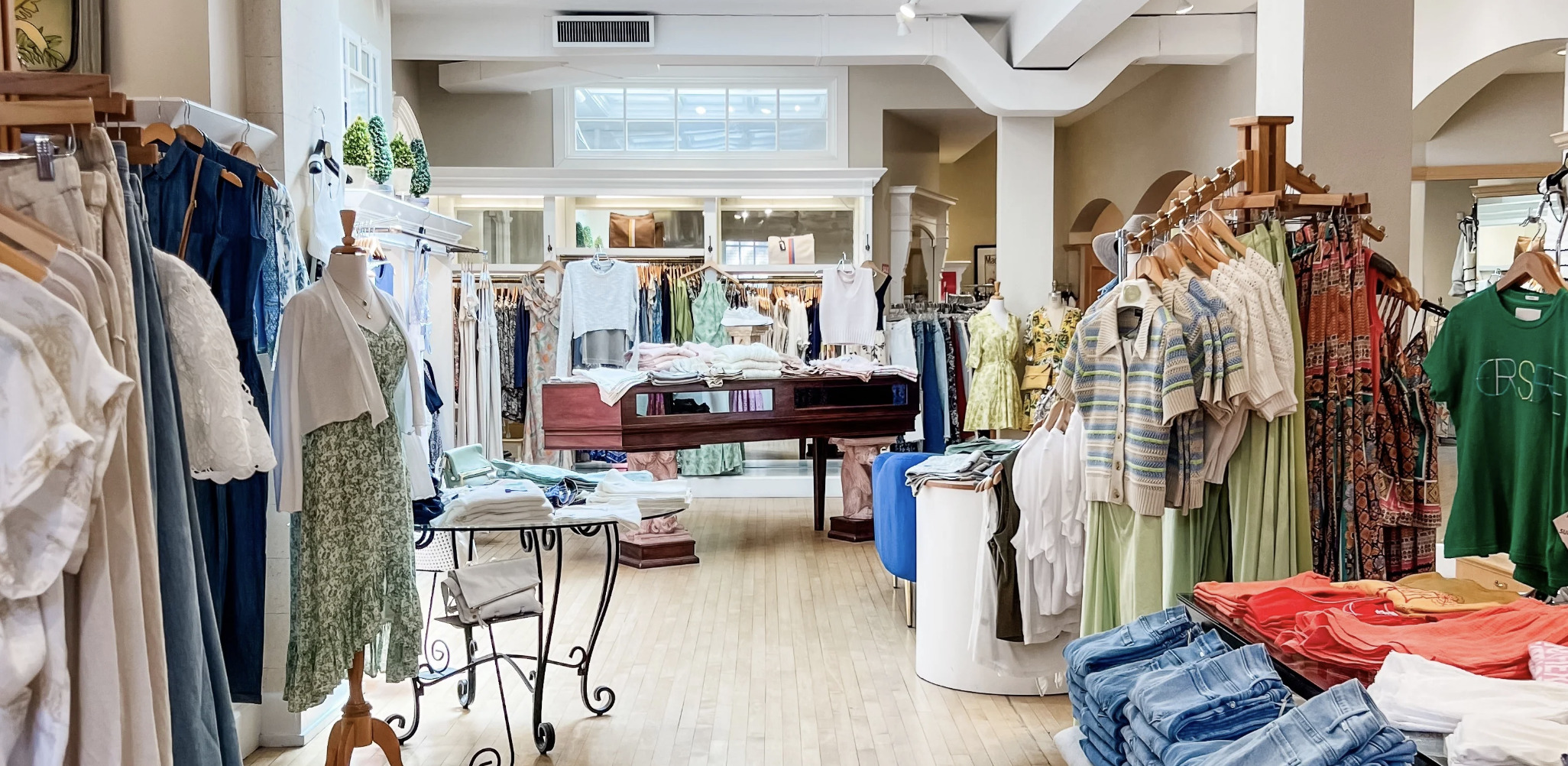 SOLD: Stylish Women's Clothing Boutique for Sale in the Heart of Fort Lauderdale, FL - Las Olas Blvd. - SALE OF ASSETS